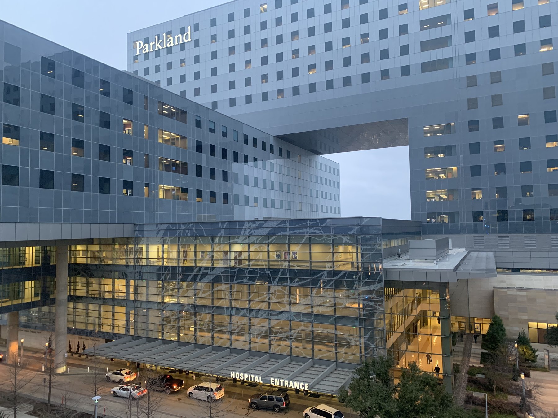 Parkland Memorial Hospital in Dallas, main entrance and tower