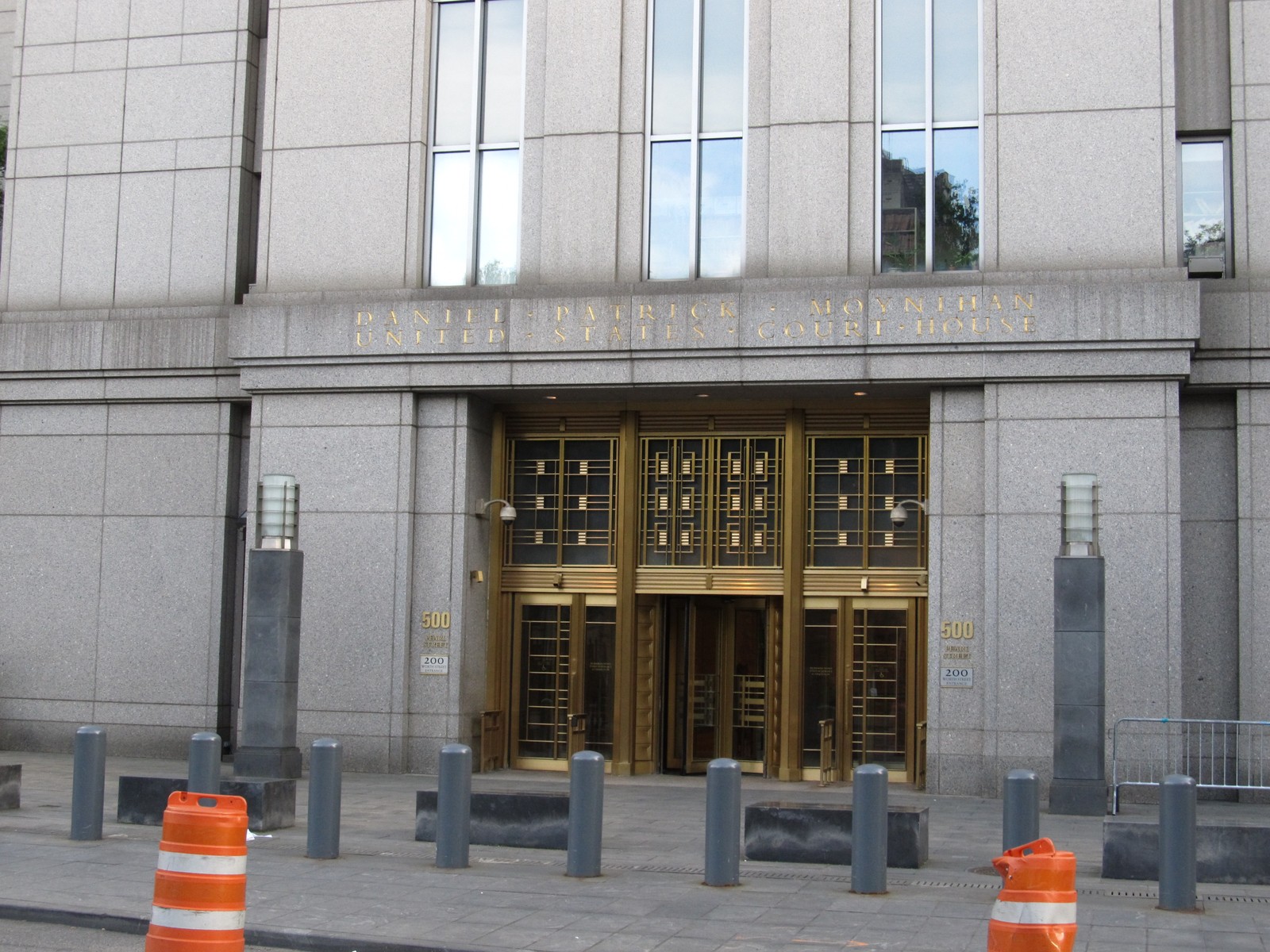 The Daniel Patrick Moynihan United States Courthouse at 500 Pearl Street in lower Manhattan