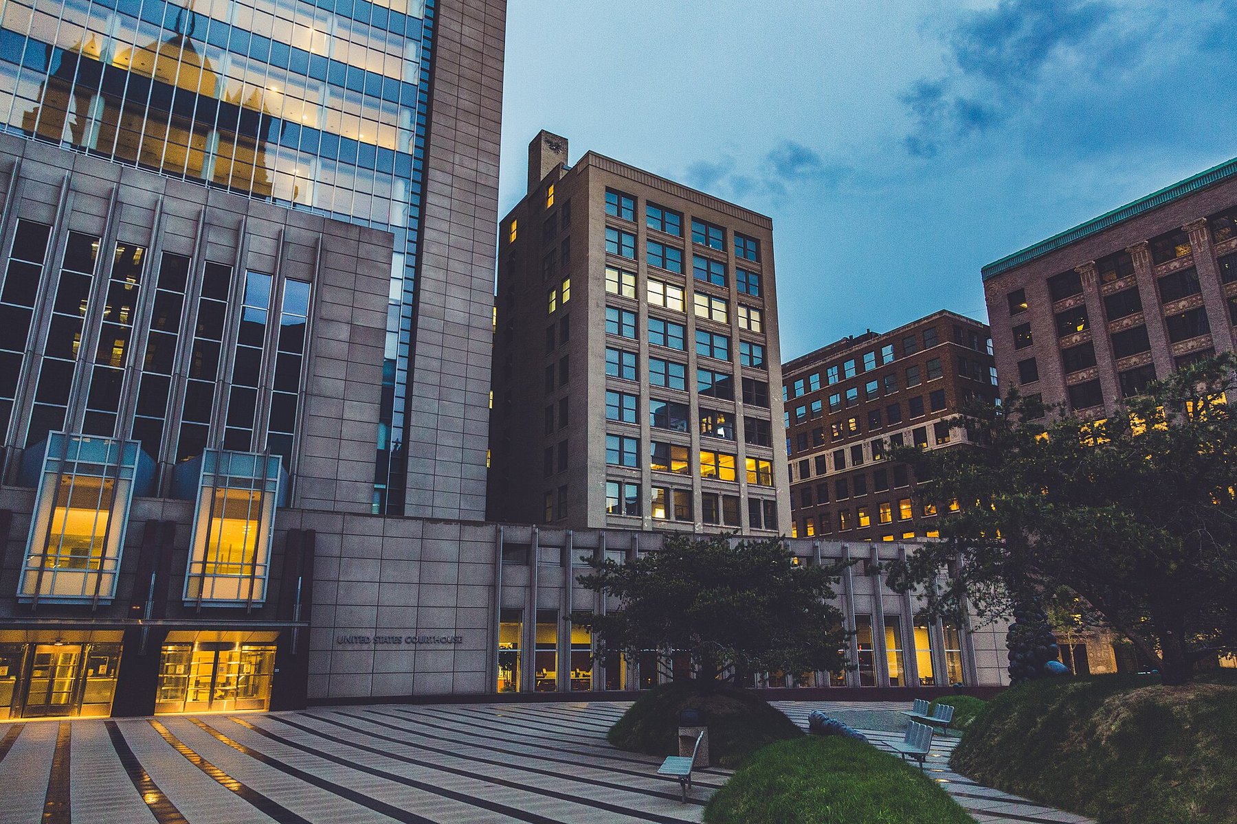 The United States Courthouse in downtown Minneapolis at dusk