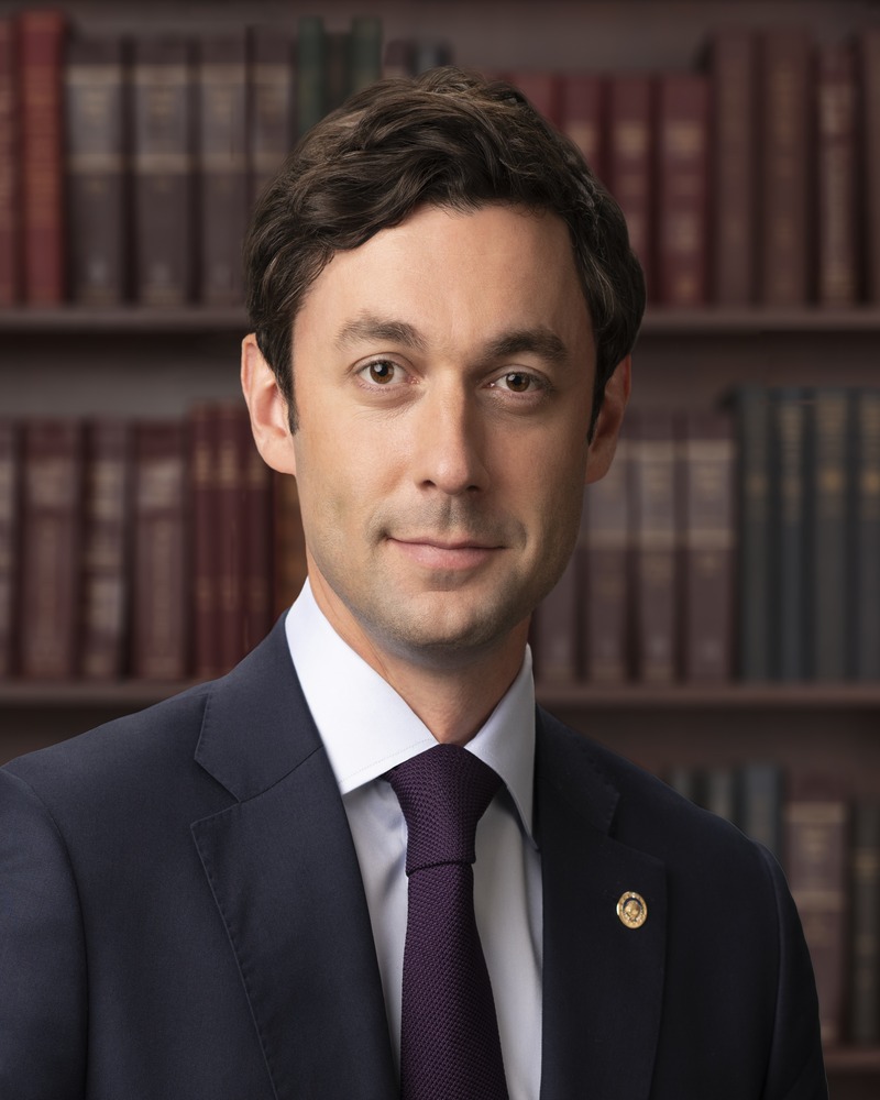Official Senate portrait of Sen. Jon Ossoff, D-Ga.
