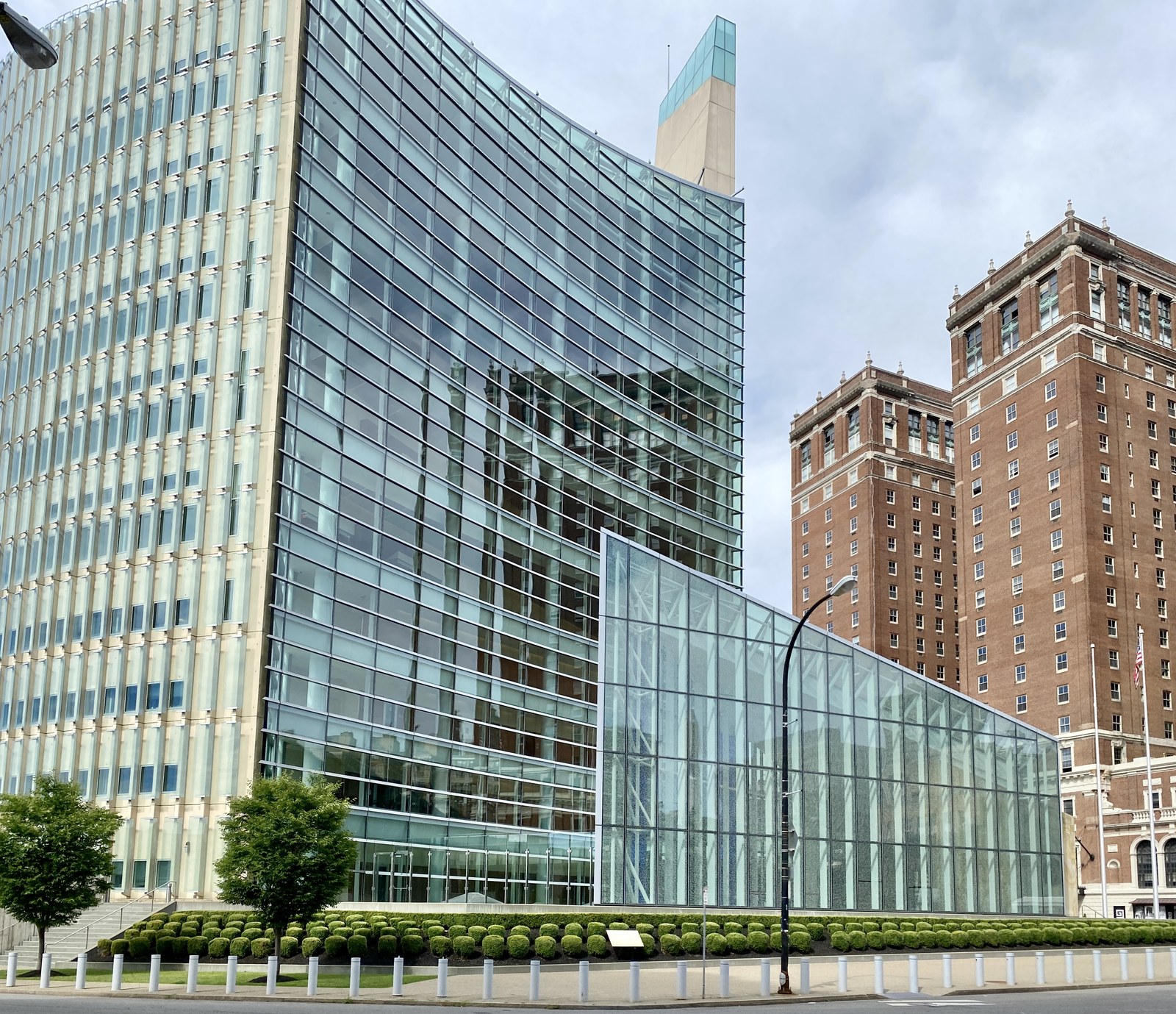 The Robert H. Jackson United States Courthouse on Niagara Square in Buffalo, New York