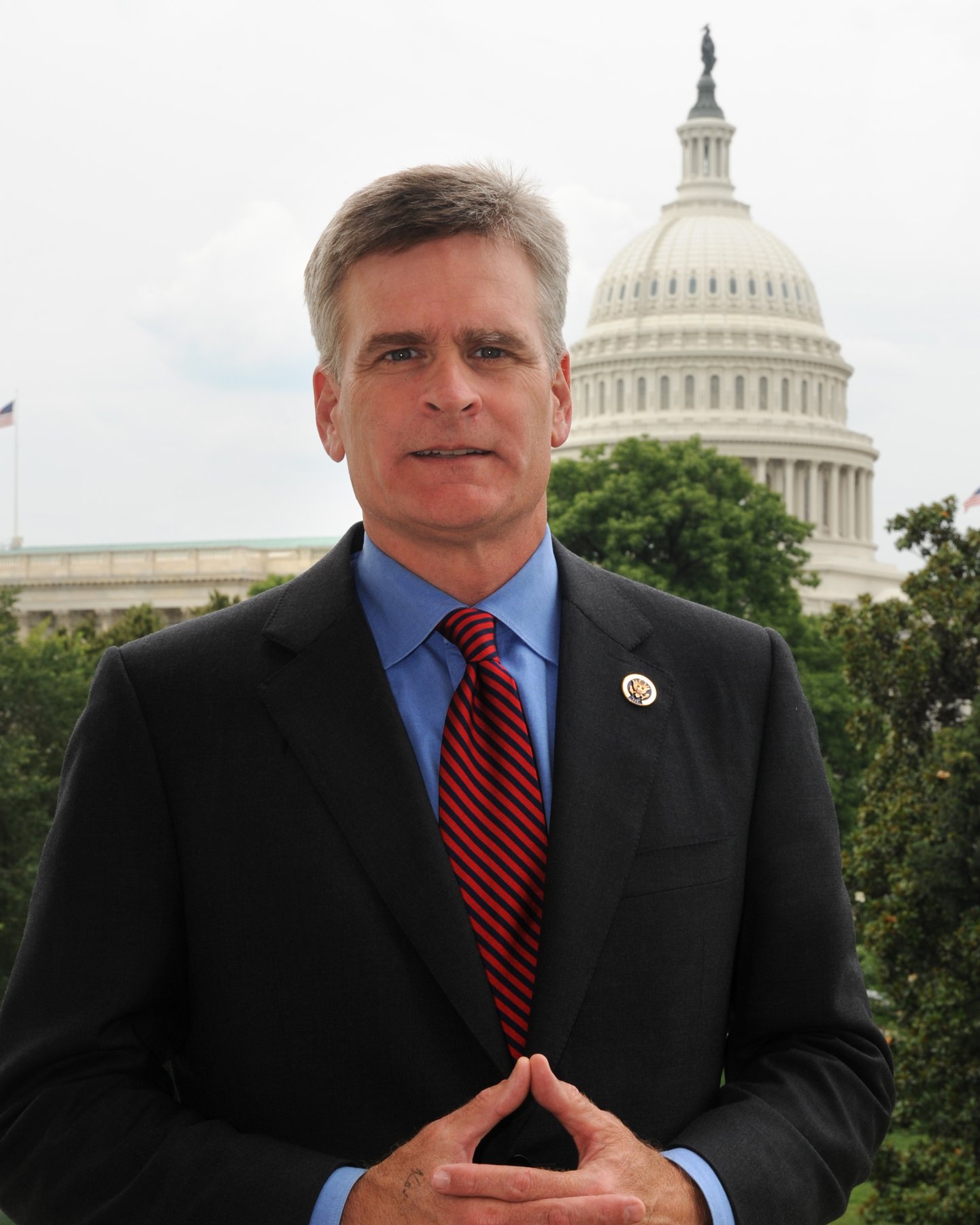 Bill Cassidy in his 2011 official House portrait, standing in front of the U.S. Capitol dome
