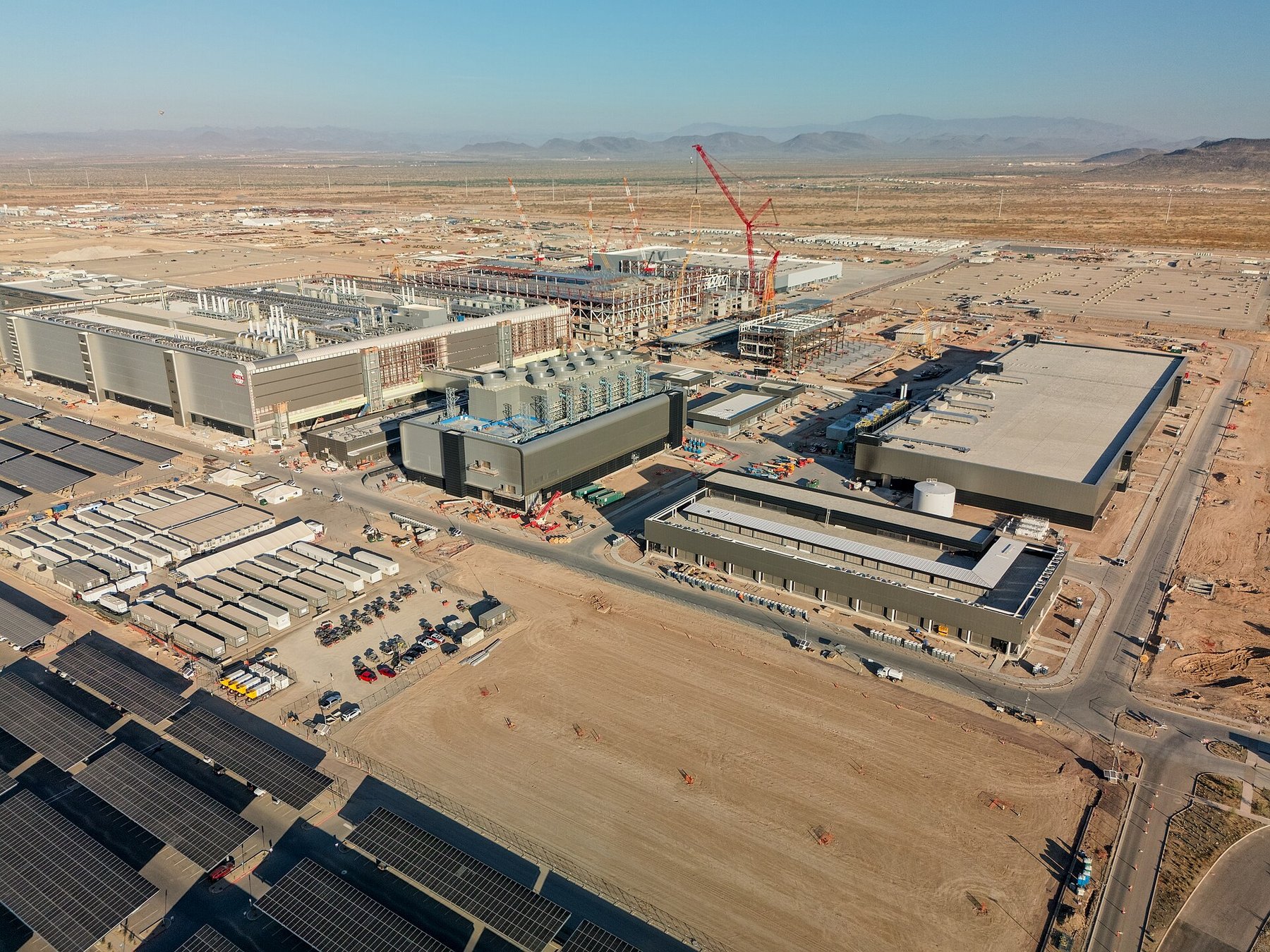 Aerial view of TSMC Fab 21 under construction in Phoenix, Arizona, November 2023