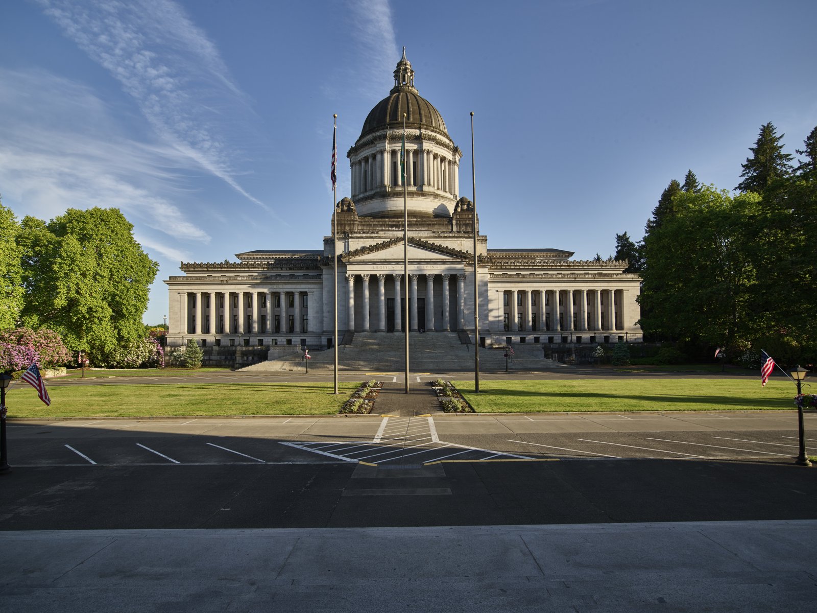 The Washington State Legislative Building in Olympia seen from the front plaza