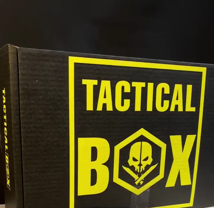 TacRight Military ProGuard gas mask included in the Tactical Box